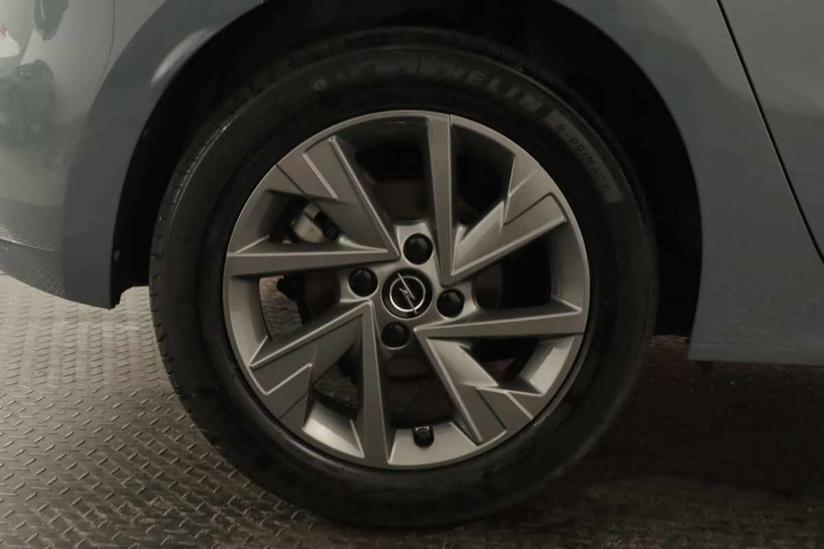 opel-corsa-2025-gasolina-1199cc