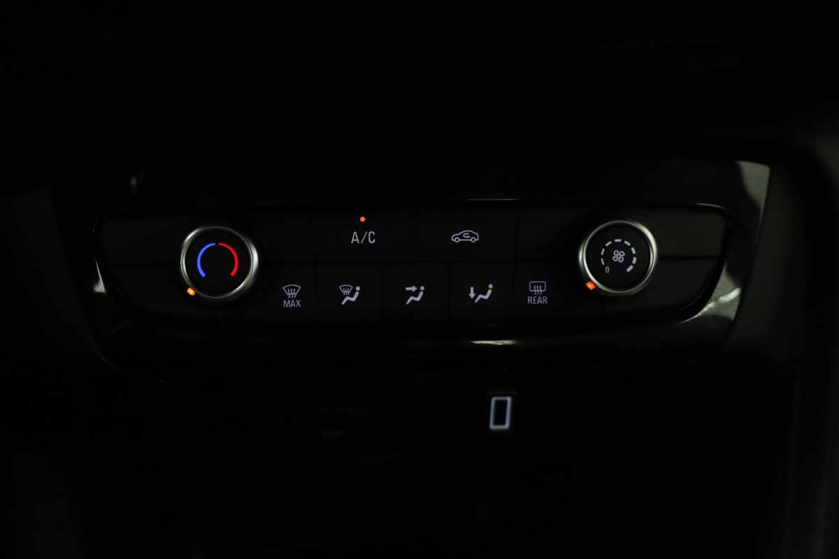 opel-corsa-2025-gasolina-1199cc