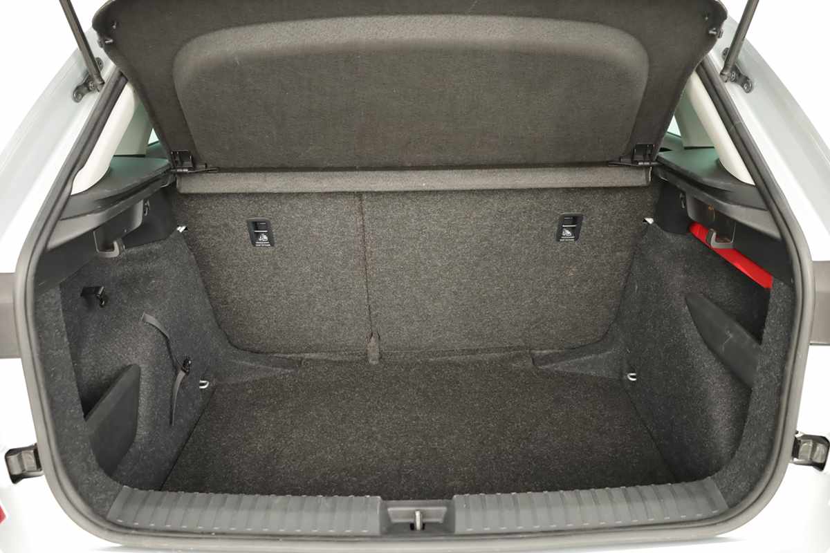 skoda-kamiq-2024-gasolina-999cc