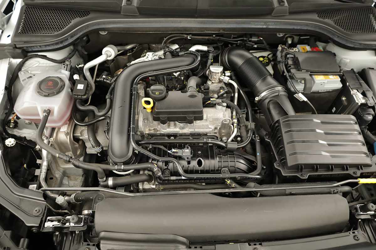 skoda-kamiq-2024-gasolina-999cc