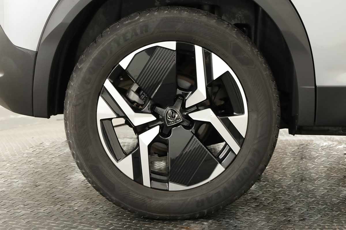 peugeot-2008-2024-gasolina-1199cc