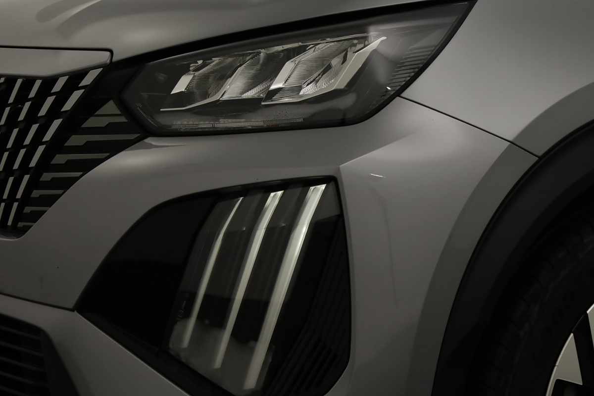 peugeot-2008-2024-gasolina-1199cc