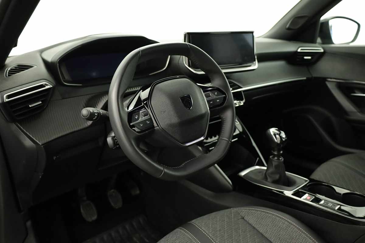 peugeot-2008-2024-gasolina-1199cc