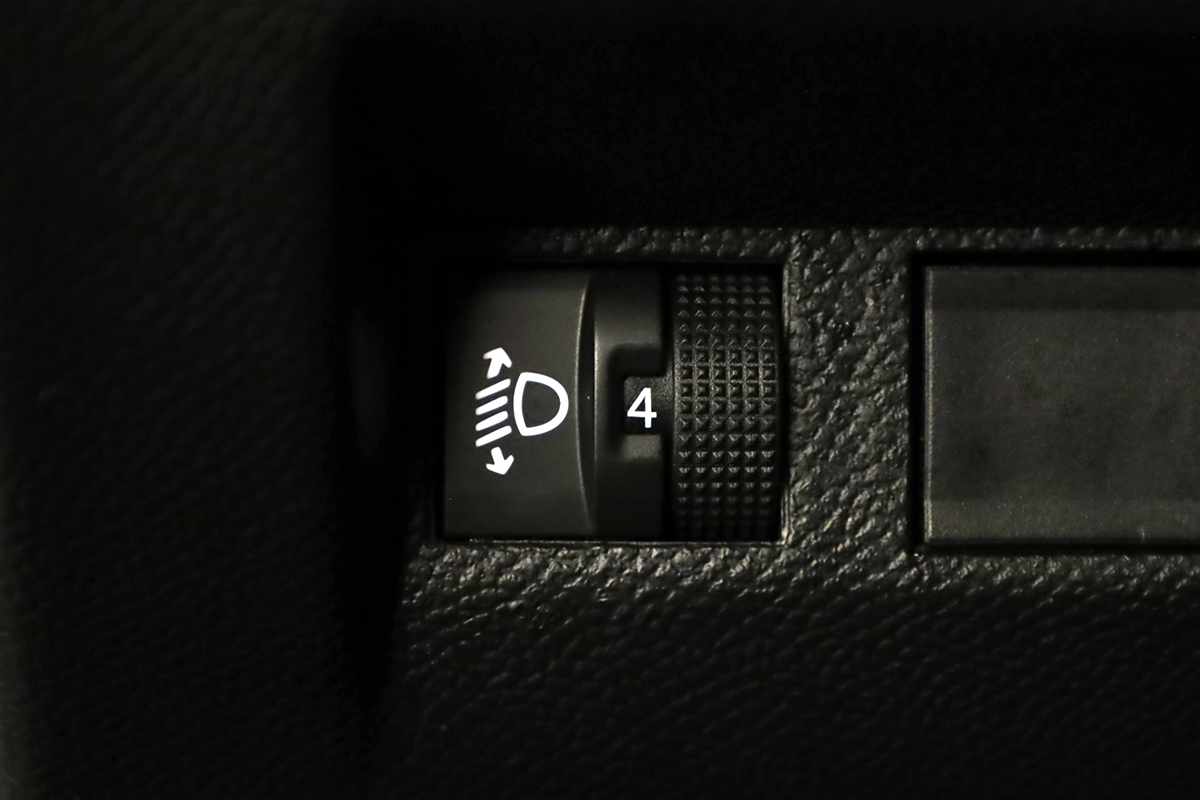 peugeot-2008-2024-gasolina-1199cc