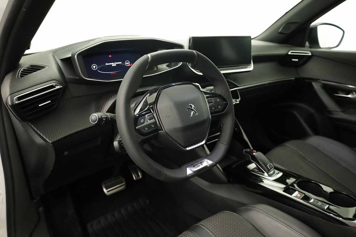 peugeot-2008-2021-gasolina-1199cc