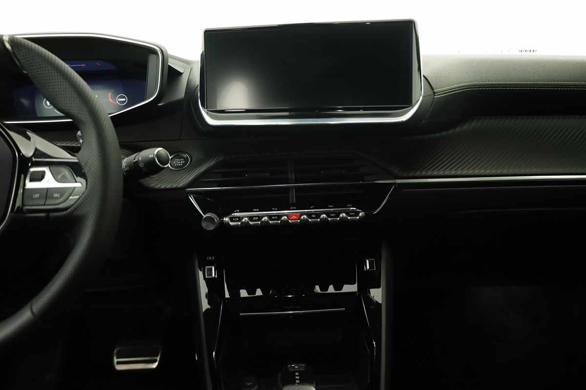 peugeot-2008-2021-gasolina-1199cc
