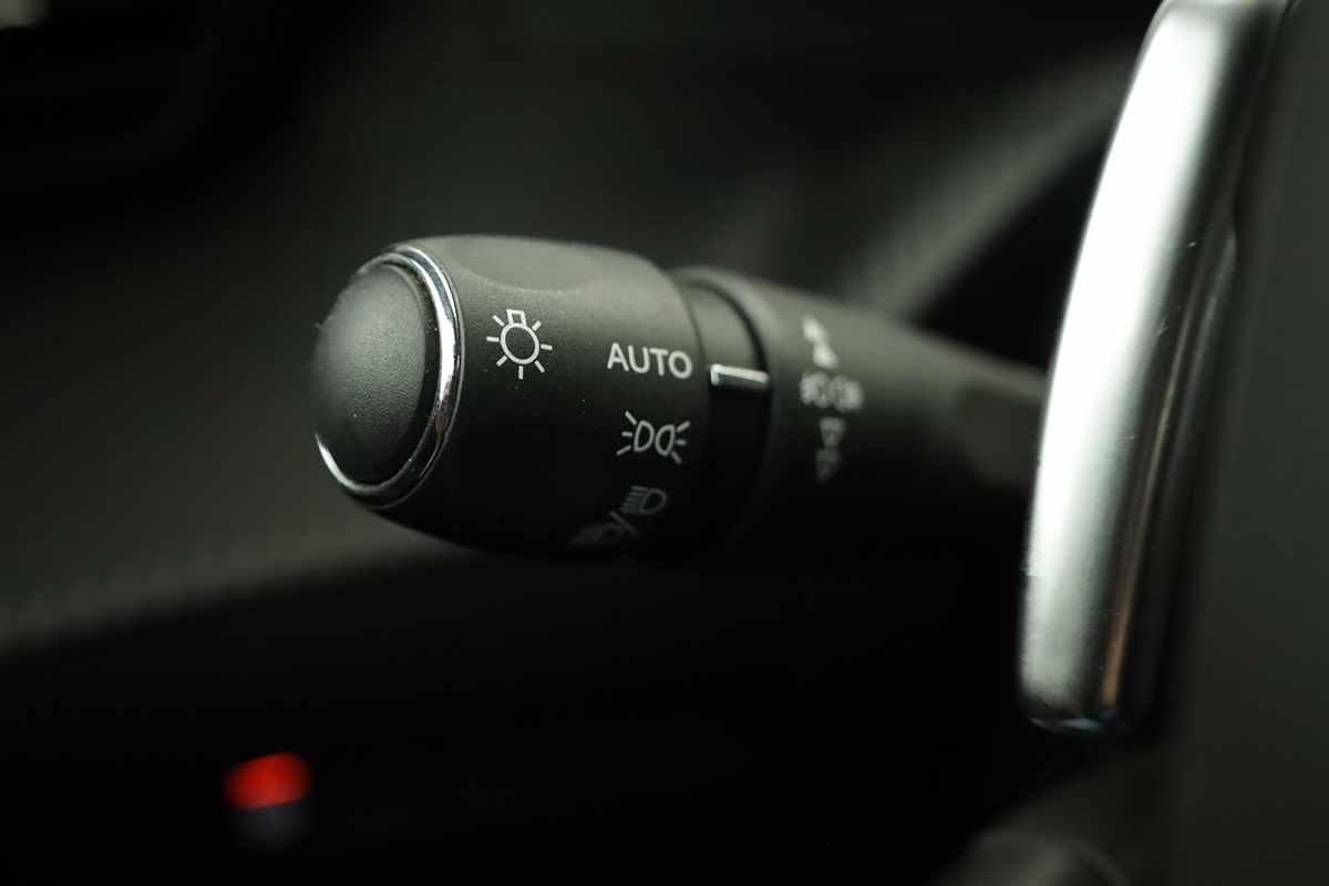 peugeot-2008-2021-gasolina-1199cc