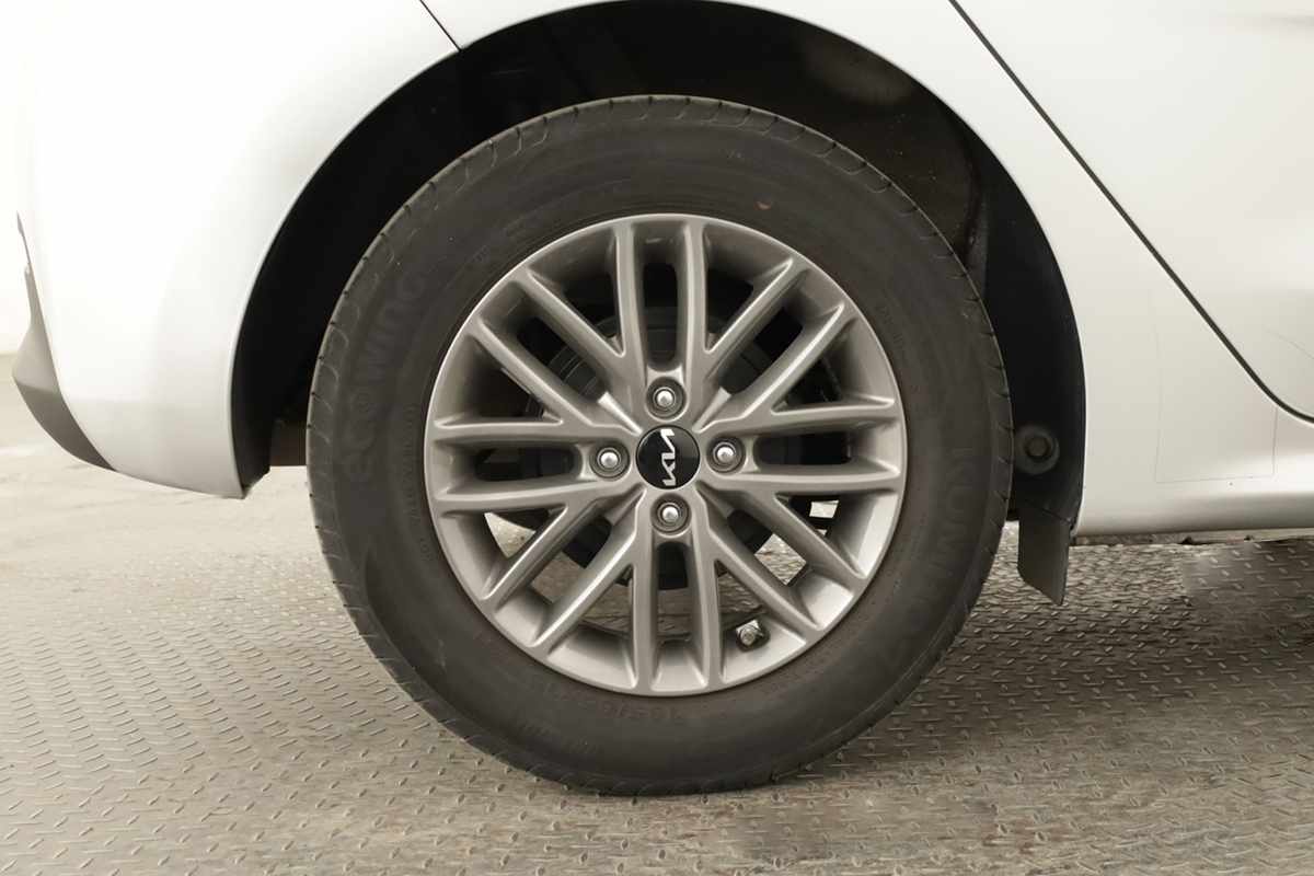 kia-rio-2023-gasolina-1197cc
