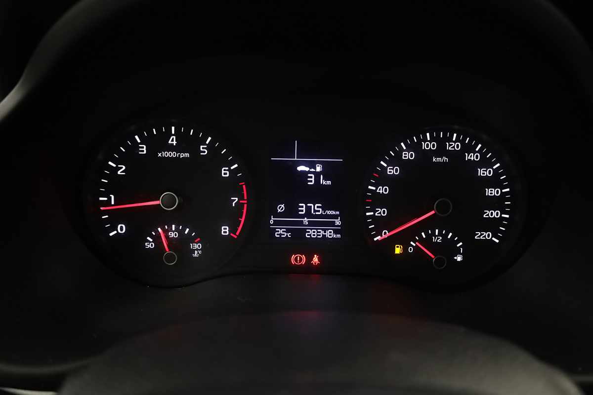 kia-rio-2023-gasolina-1197cc