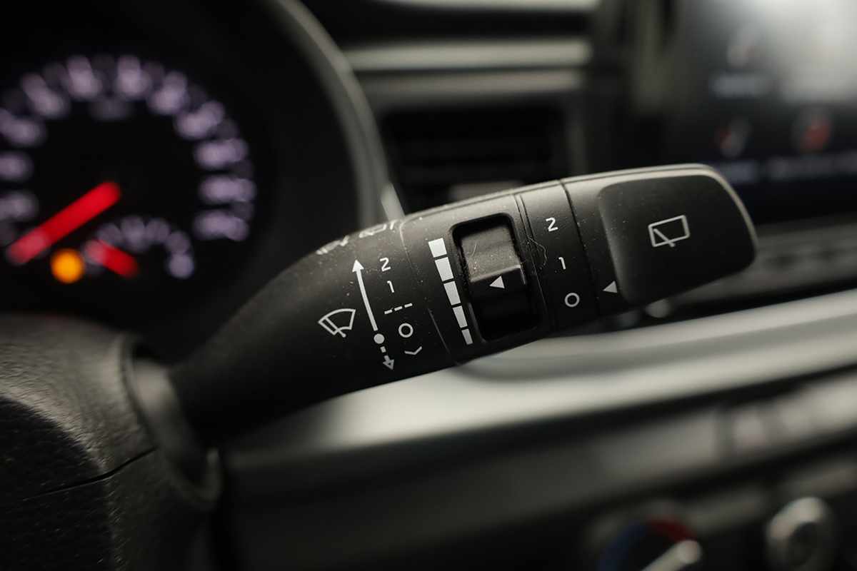 kia-rio-2023-gasolina-1197cc