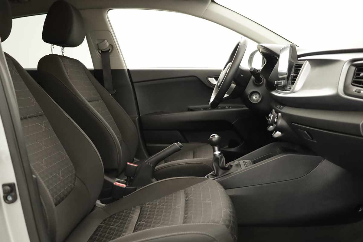 kia-rio-2023-gasolina-1197cc