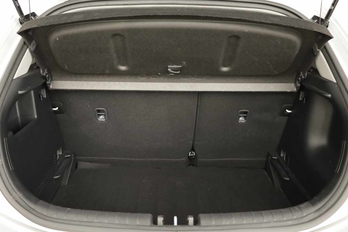 kia-rio-2023-gasolina-1197cc