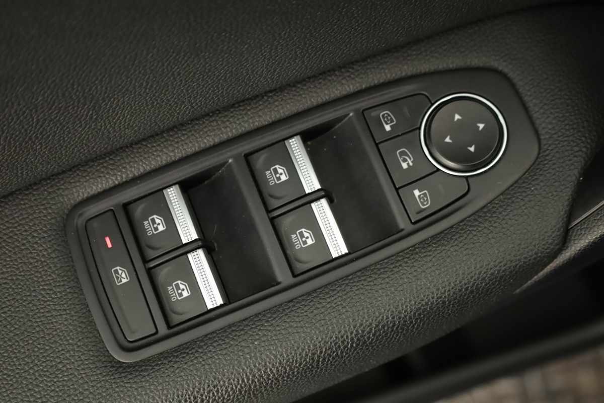 renault-captur-2024-gpl-999cc