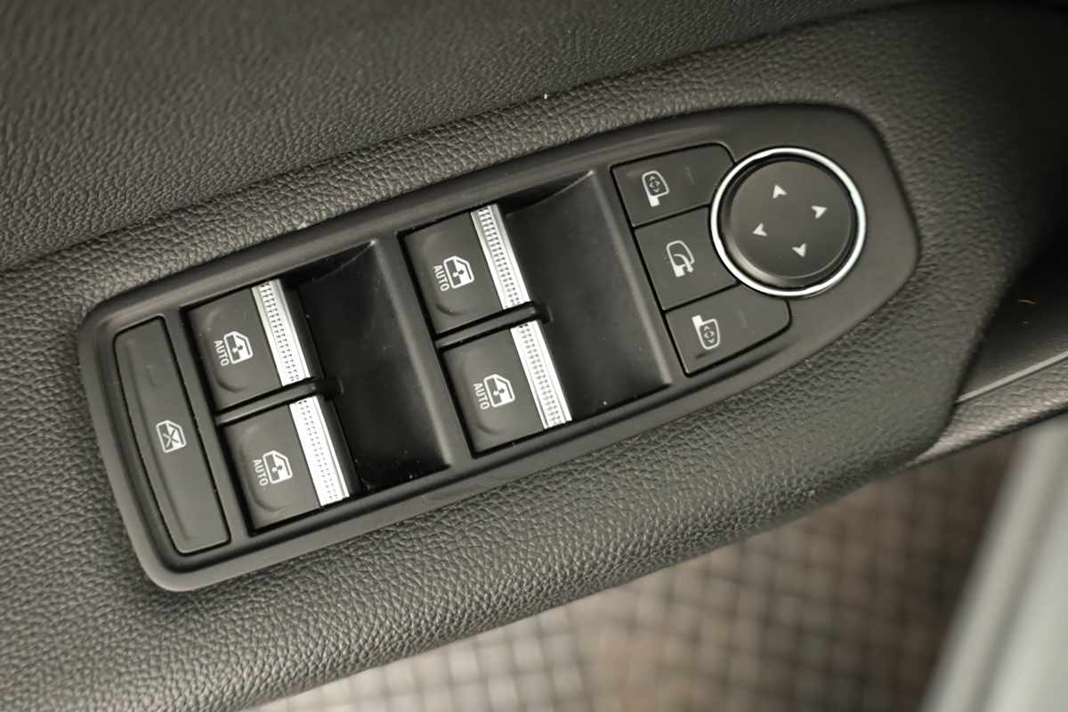 renault-captur-2024-gasolina-999cc