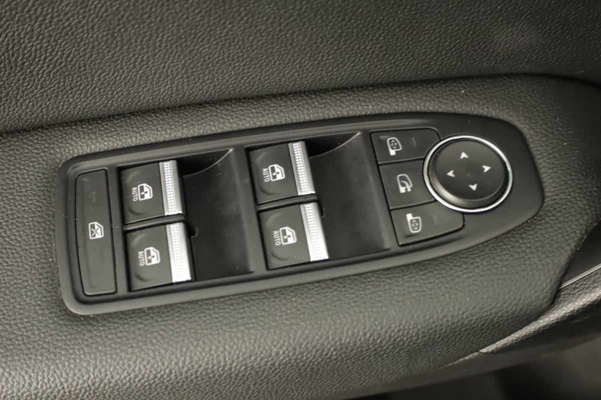 renault-captur-2024-gasolina-999cc