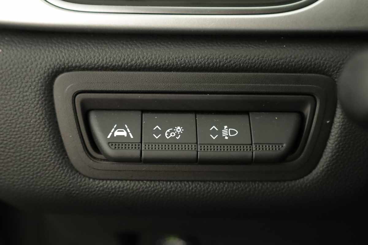 renault-captur-2023-gpl-999cc