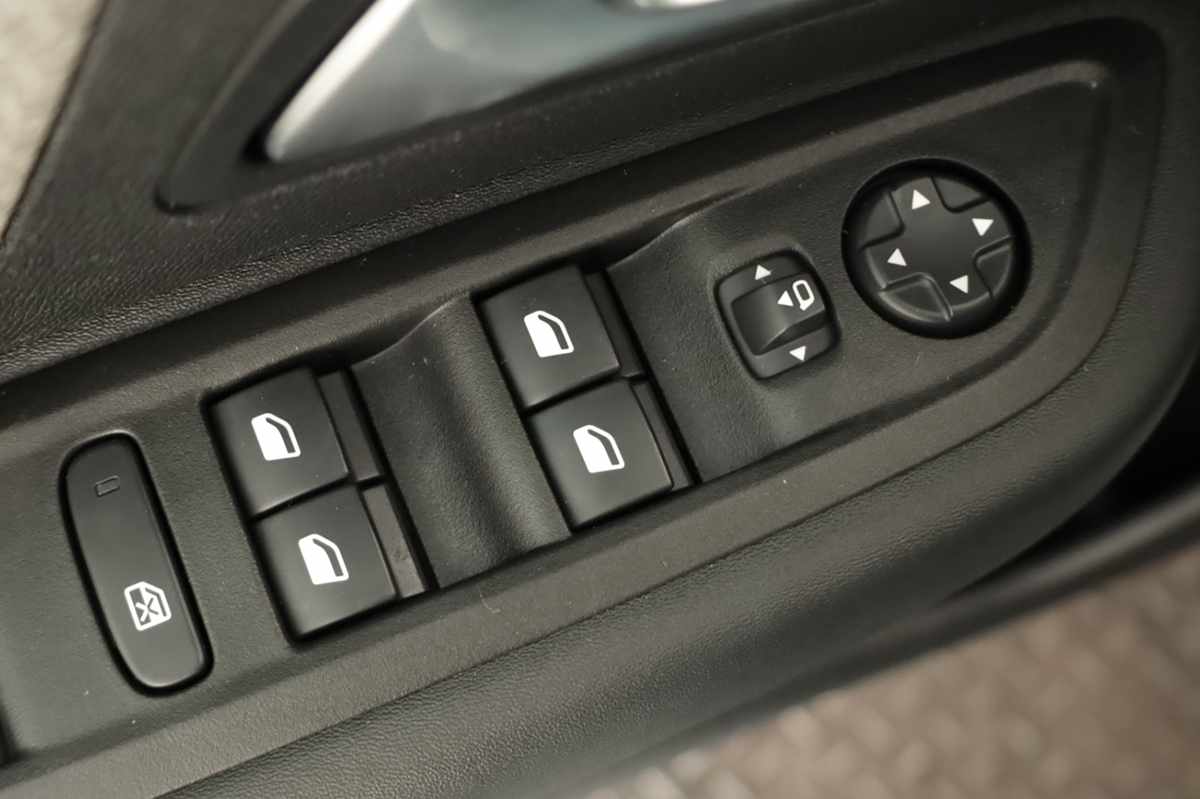 citroen-c4-2024-gasolina-1199cc