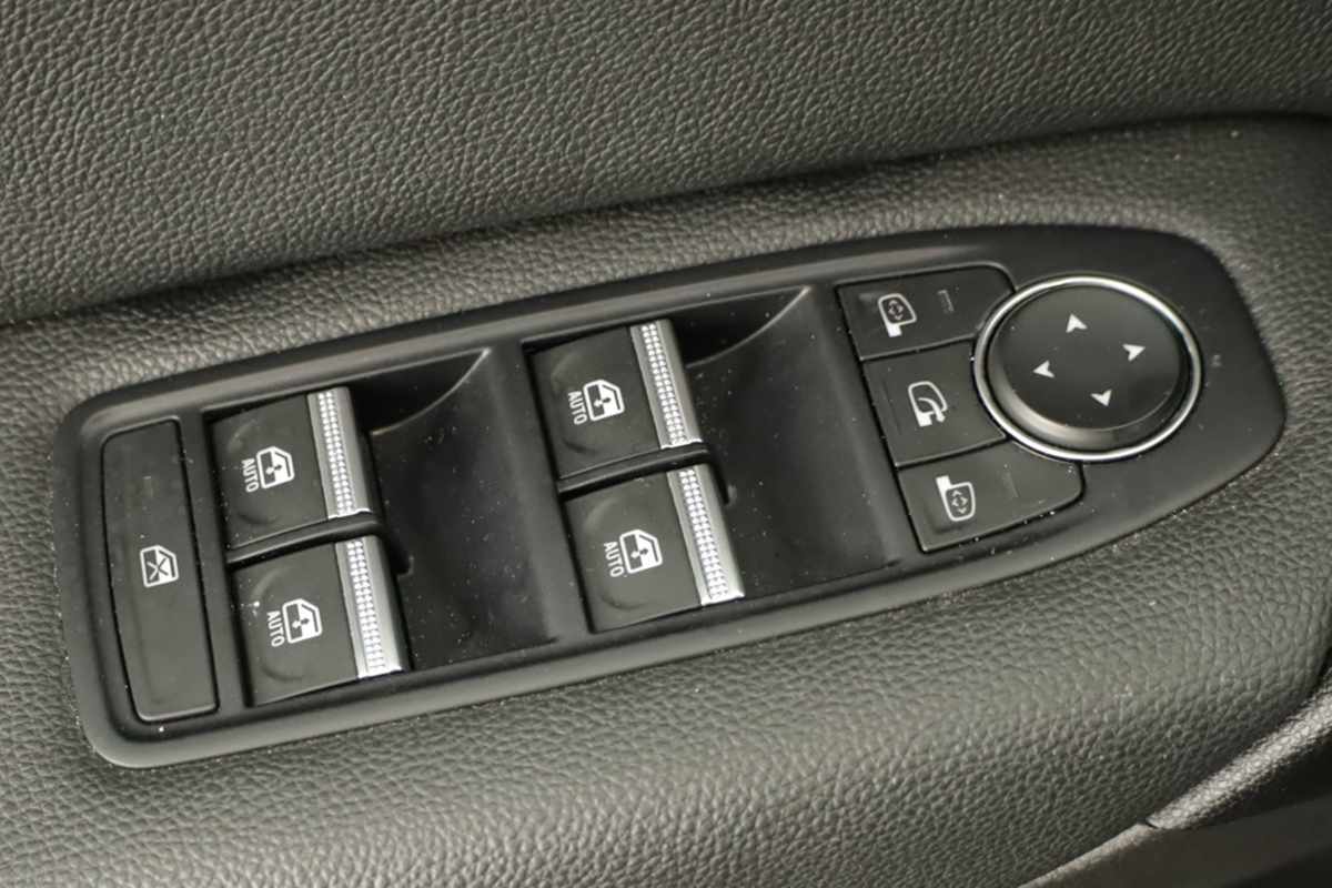 renault-captur-2024-gpl-999cc