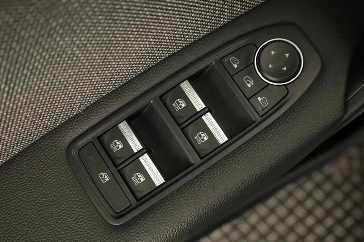 renault-captur-2024-gasolina-999cc