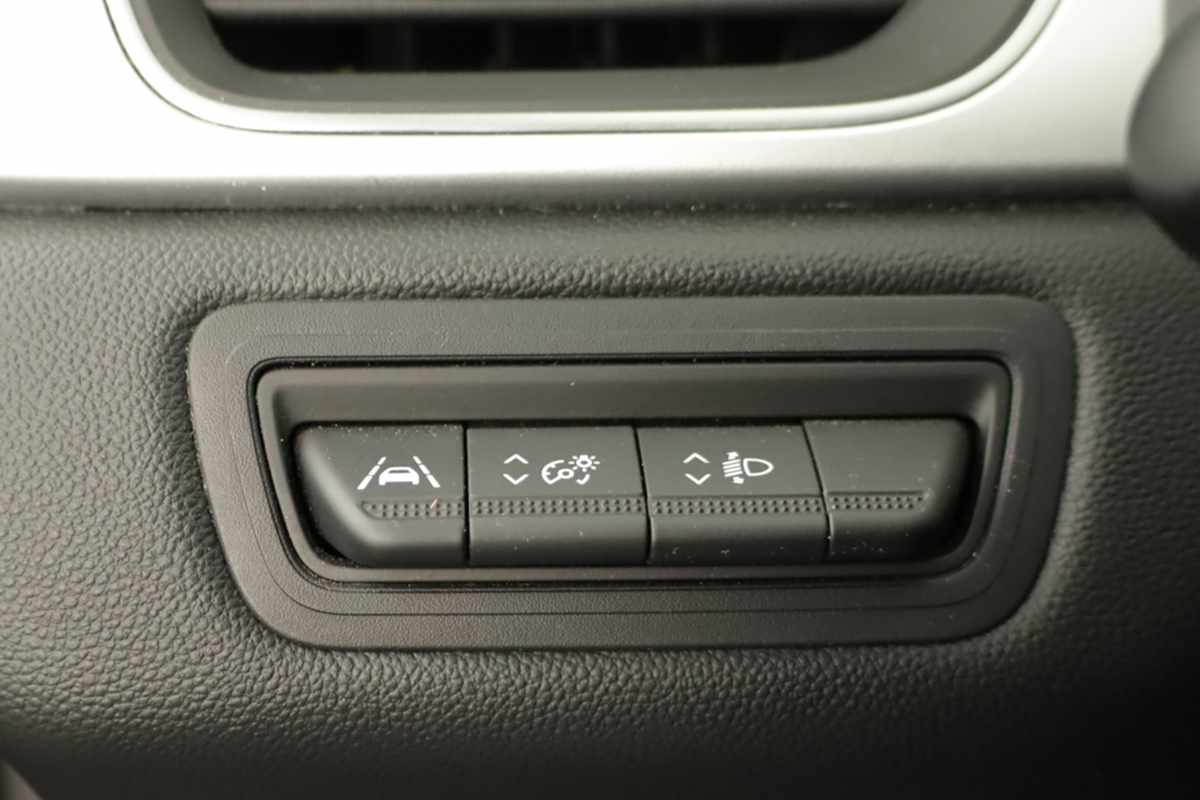 renault-captur-2024-gpl-999cc
