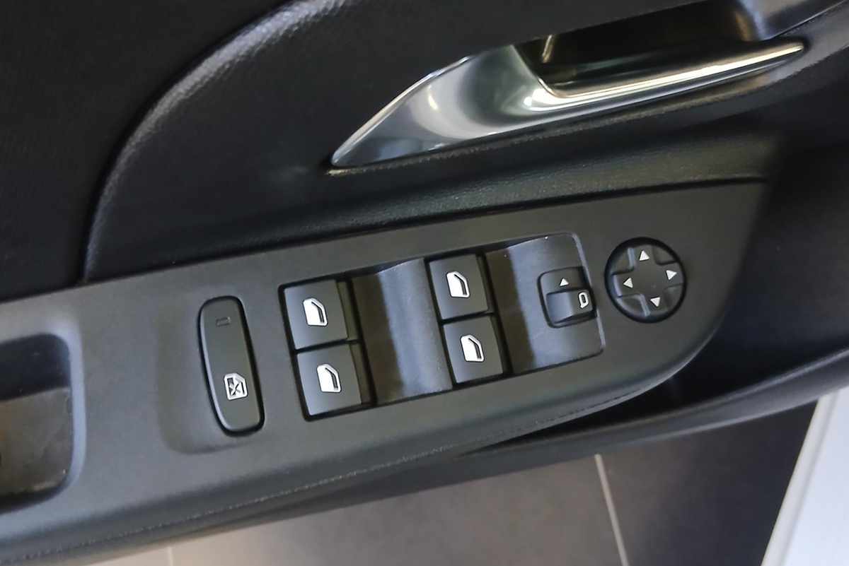 opel-corsa-2025-eletrico-0cc