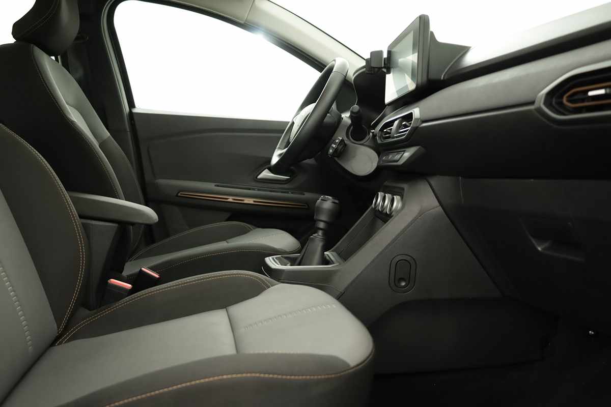 dacia-sandero-2024-gpl-999cc