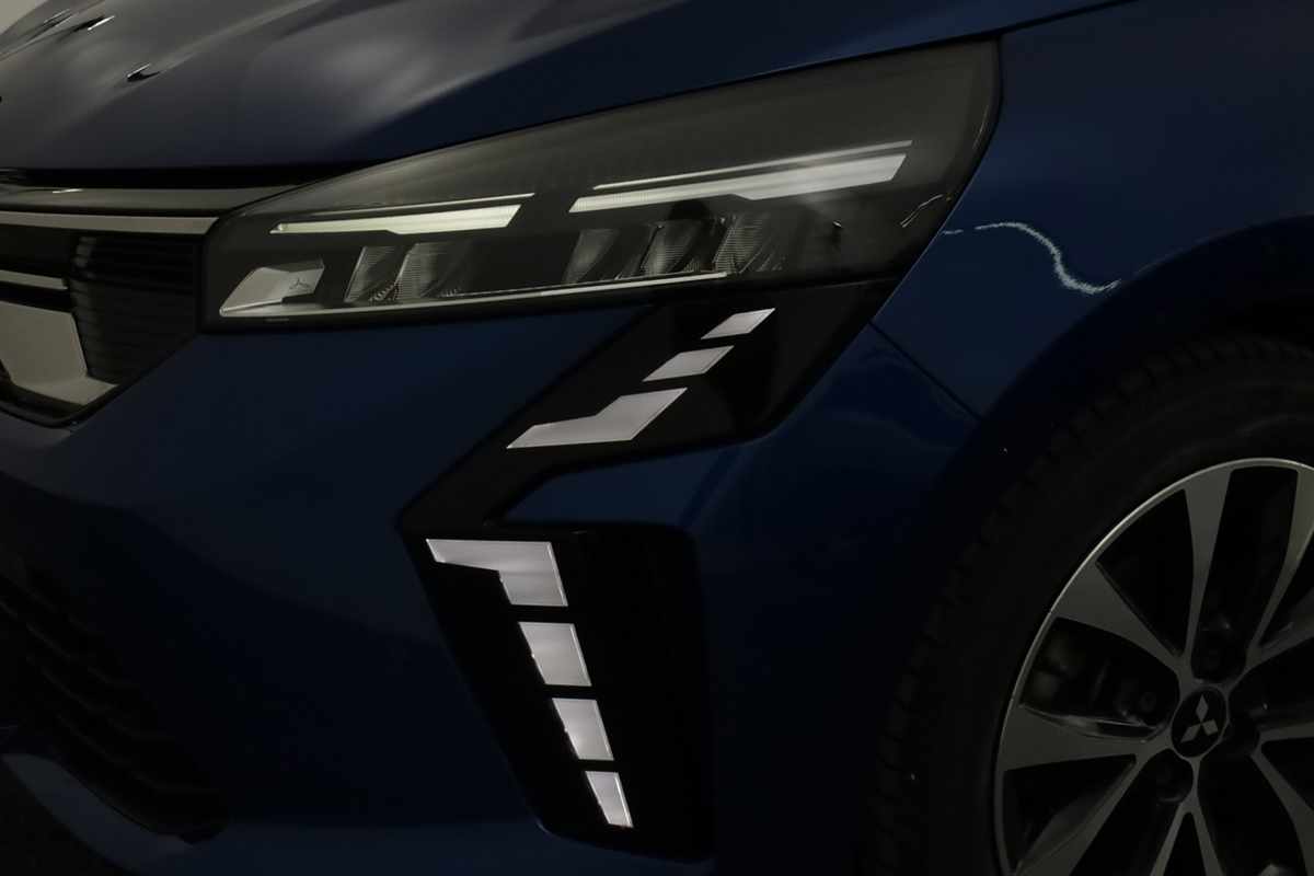 mitsubishi-colt-2024-gasolina-999cc