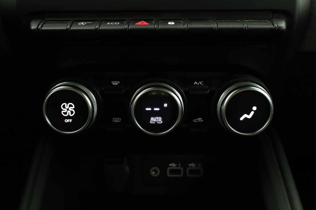 mitsubishi-colt-2024-gasolina-999cc