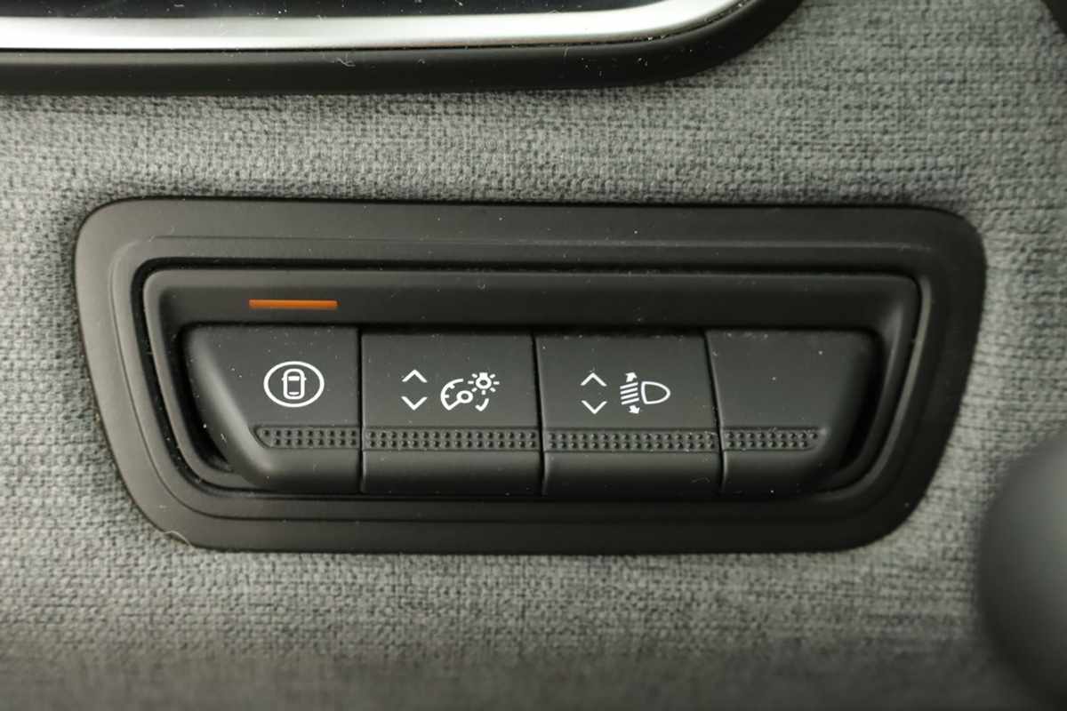 mitsubishi-colt-2024-gasolina-999cc