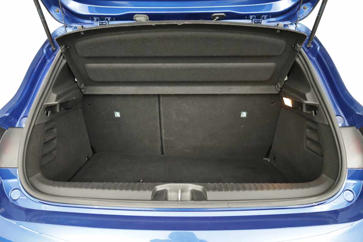 mitsubishi-colt-2024-gasolina-999cc