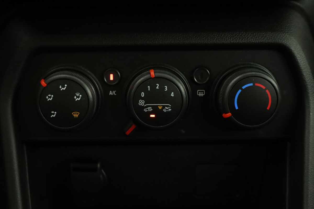 dacia-sandero-2024-gasolina-999cc