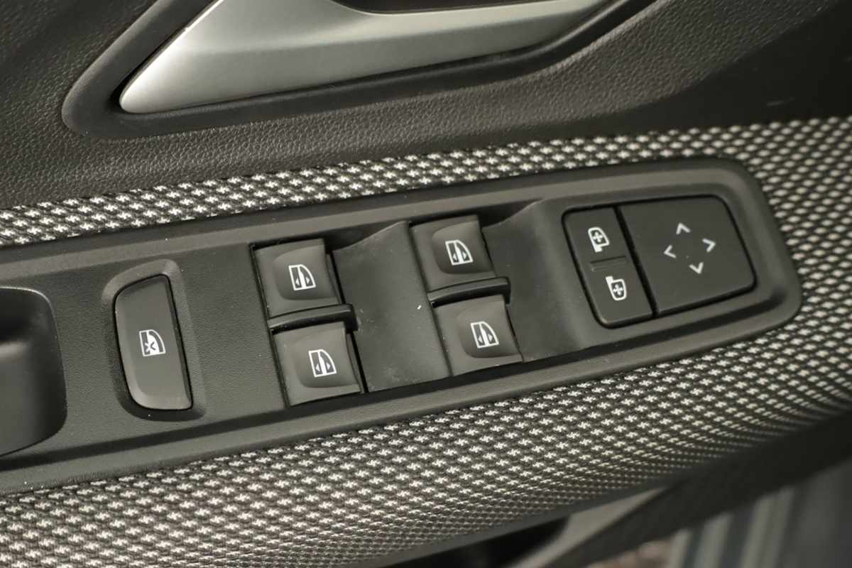 dacia-sandero-2024-gasolina-999cc
