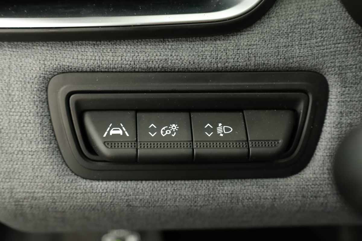 renault-clio-2024-gpl-999cc