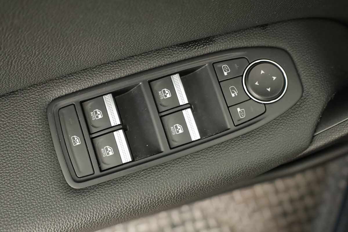 renault-captur-2024-gasolina-999cc