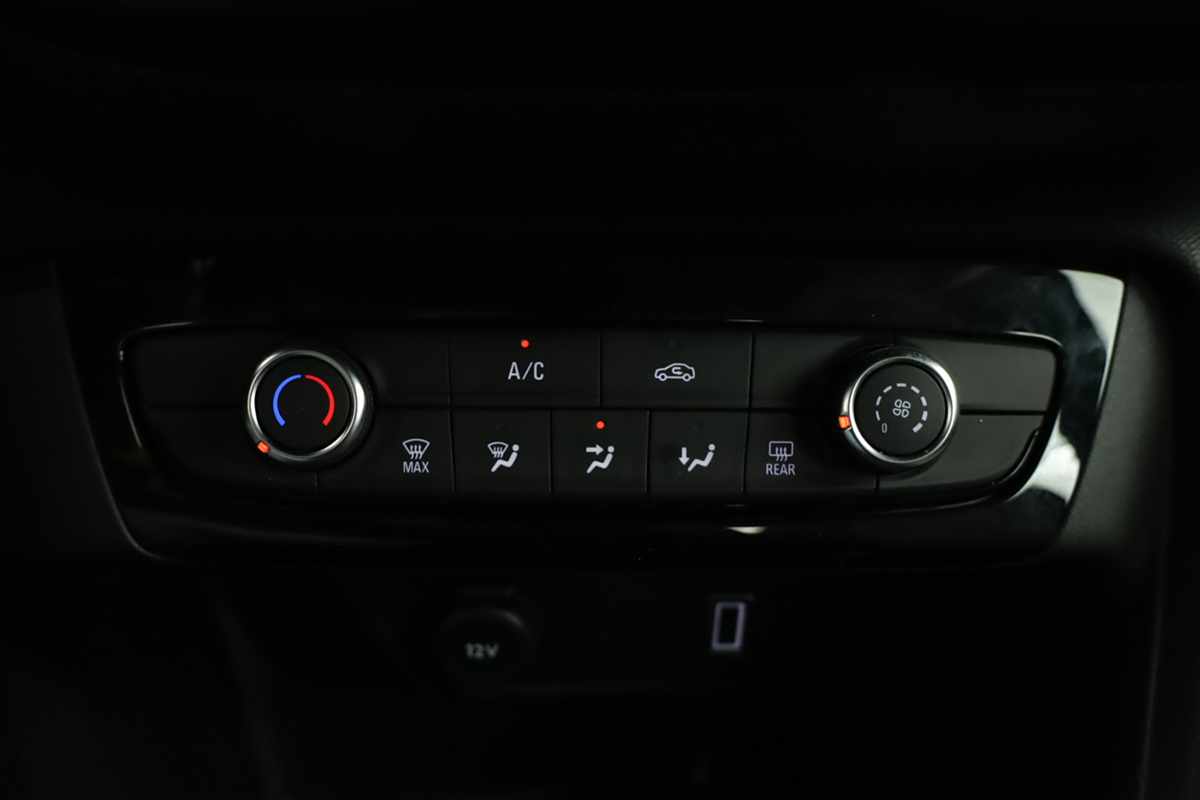opel-corsa-2025-gasolina-1199cc