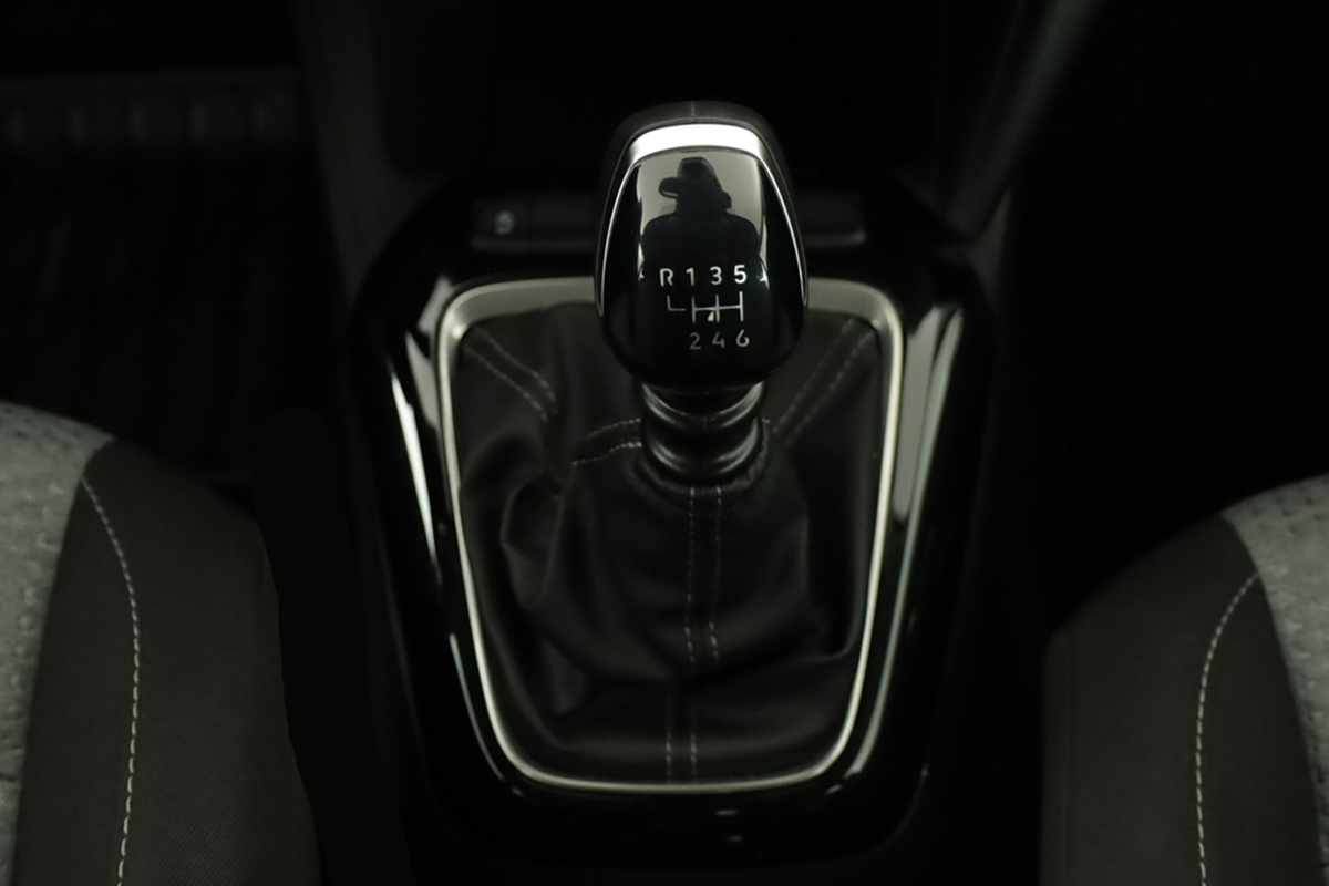 opel-corsa-2025-gasolina-1199cc