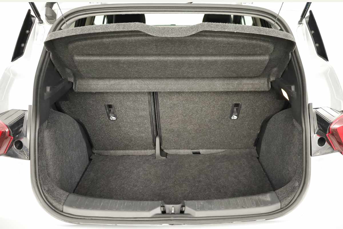 nissan-micra-2023-gasolina-999cc