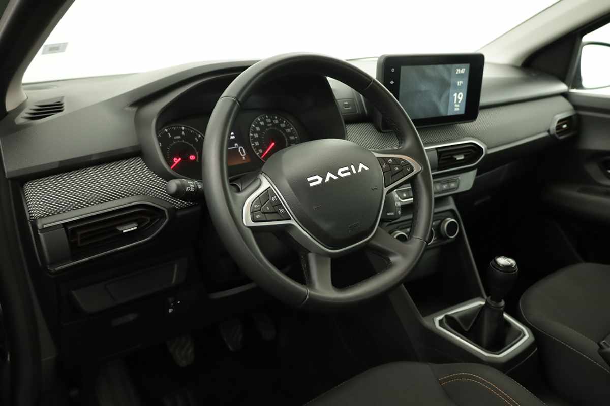 dacia-sandero-2024-gasolina-999cc