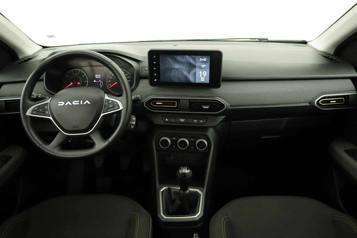 dacia-sandero-2024-gasolina-999cc