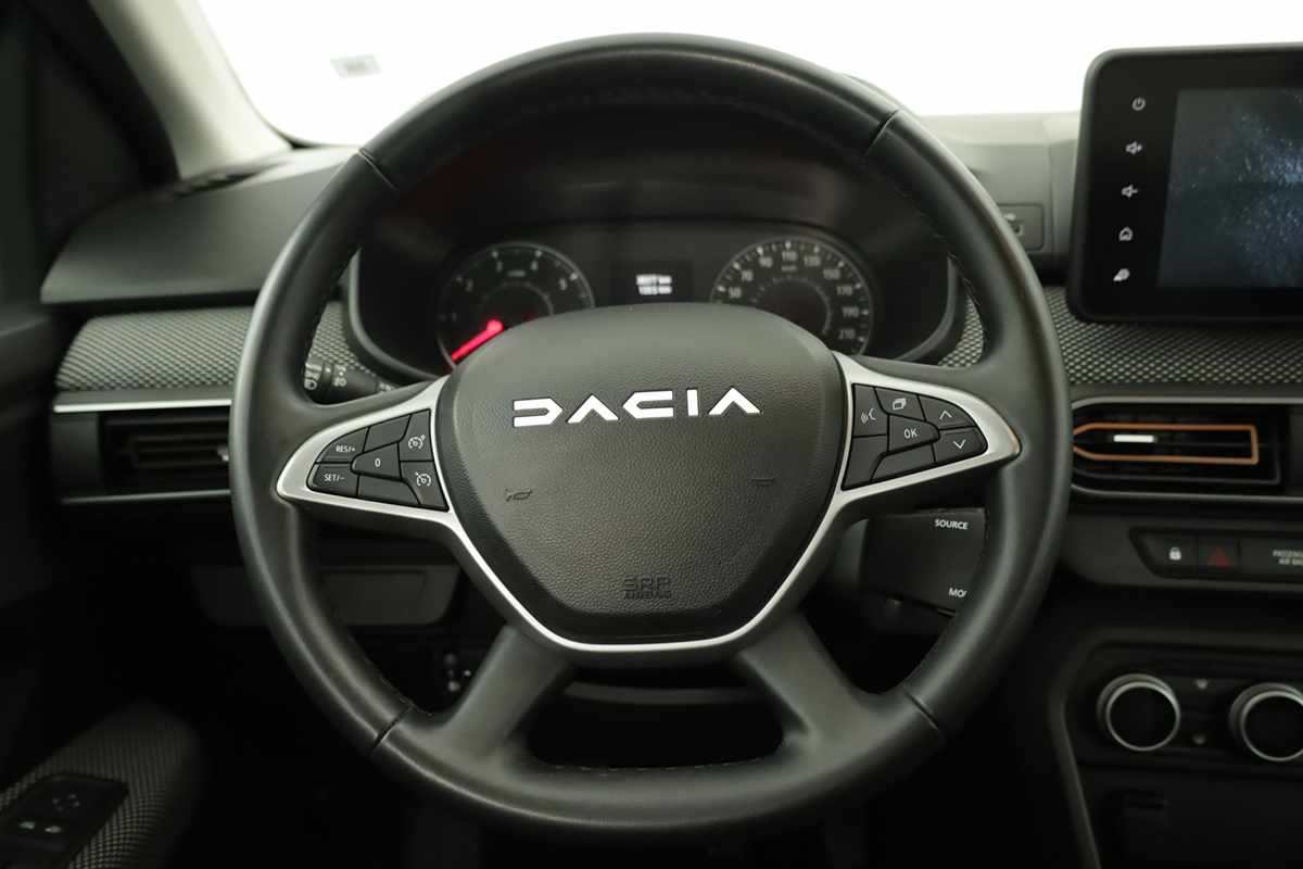 dacia-sandero-2024-gasolina-999cc