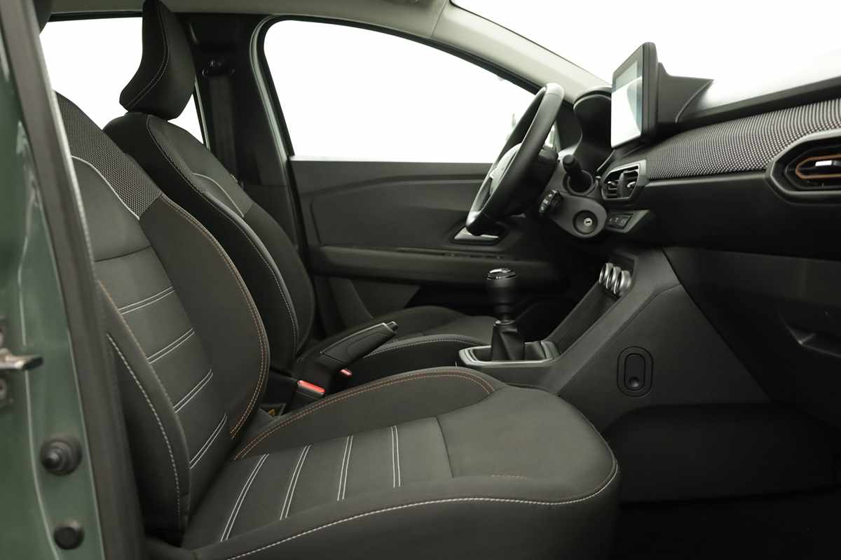 dacia-sandero-2024-gasolina-999cc