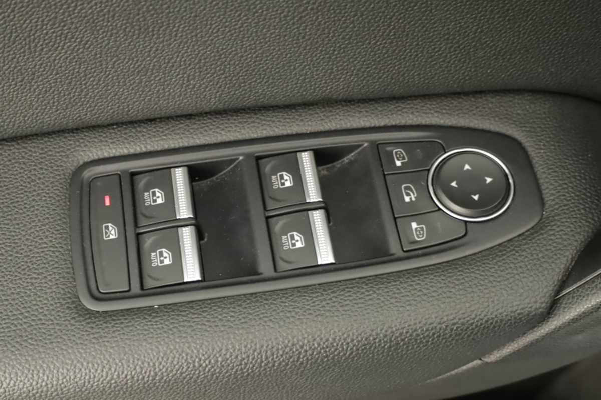 renault-captur-2024-gpl-999cc