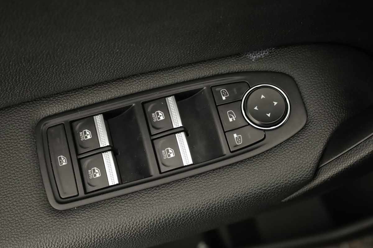 renault-captur-2024-gpl-999cc
