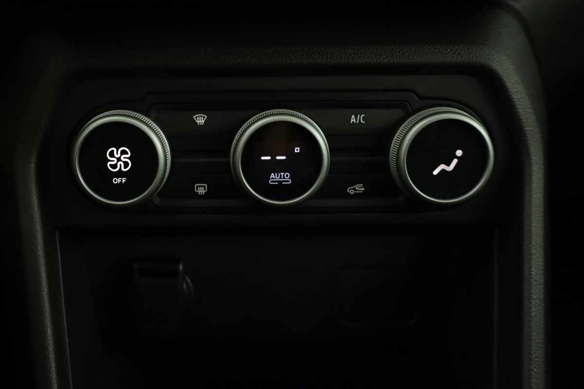 dacia-sandero-2024-gasolina-999cc