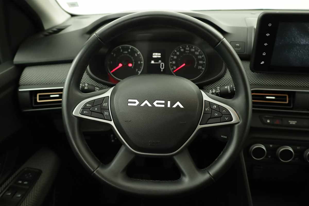 dacia-sandero-2024-gasolina-999cc
