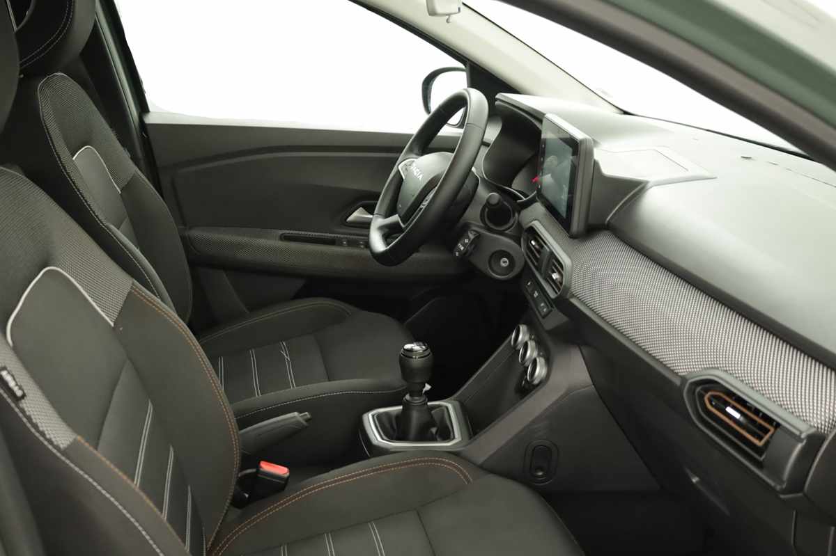 dacia-sandero-2024-gasolina-999cc