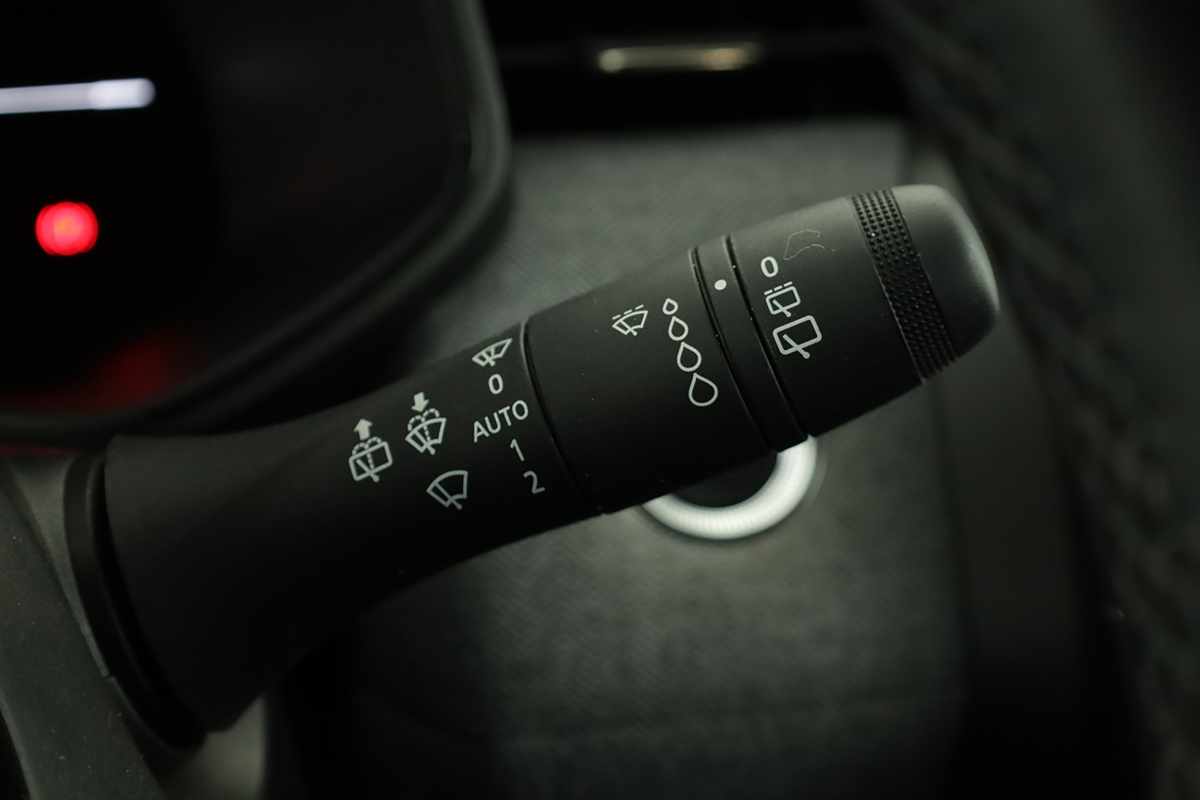 renault-clio-2024-gpl-999cc