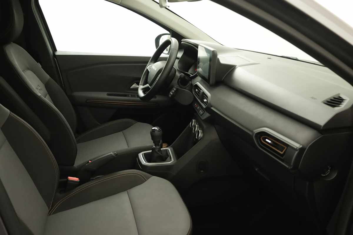 dacia-sandero-2025-gasolina-999cc