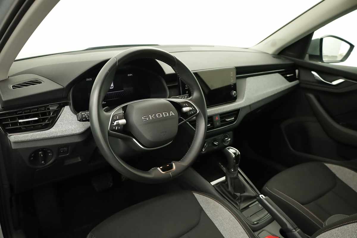 skoda-kamiq-2025-gasolina-999cc