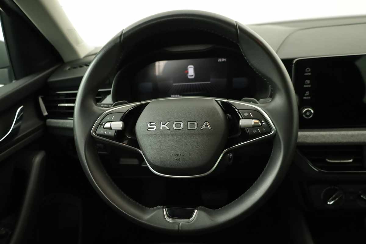 skoda-kamiq-2025-gasolina-999cc